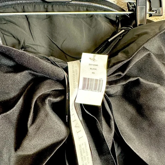 Elliatt Calypso Dress | NWT Bow Back Detail Mini Dress in Black Size XS/6 - Picture 8 of 8